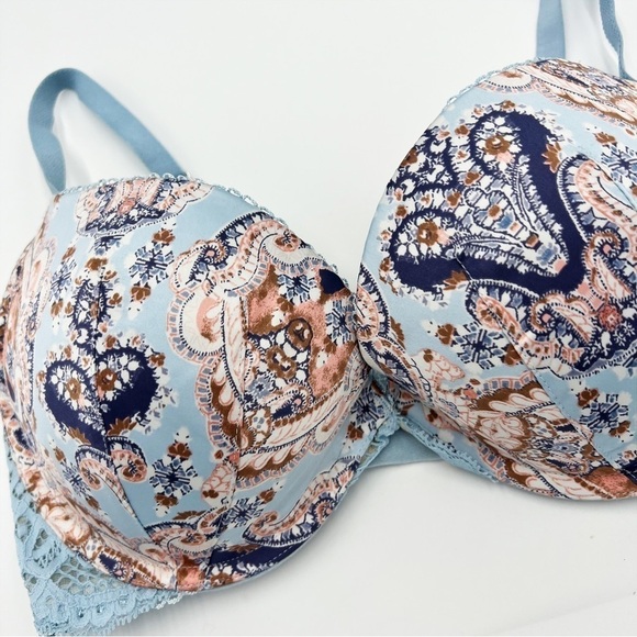 Victoria's Secret Dream Angels Blue Paisley Push-Up Bra - Picture 6 of 6